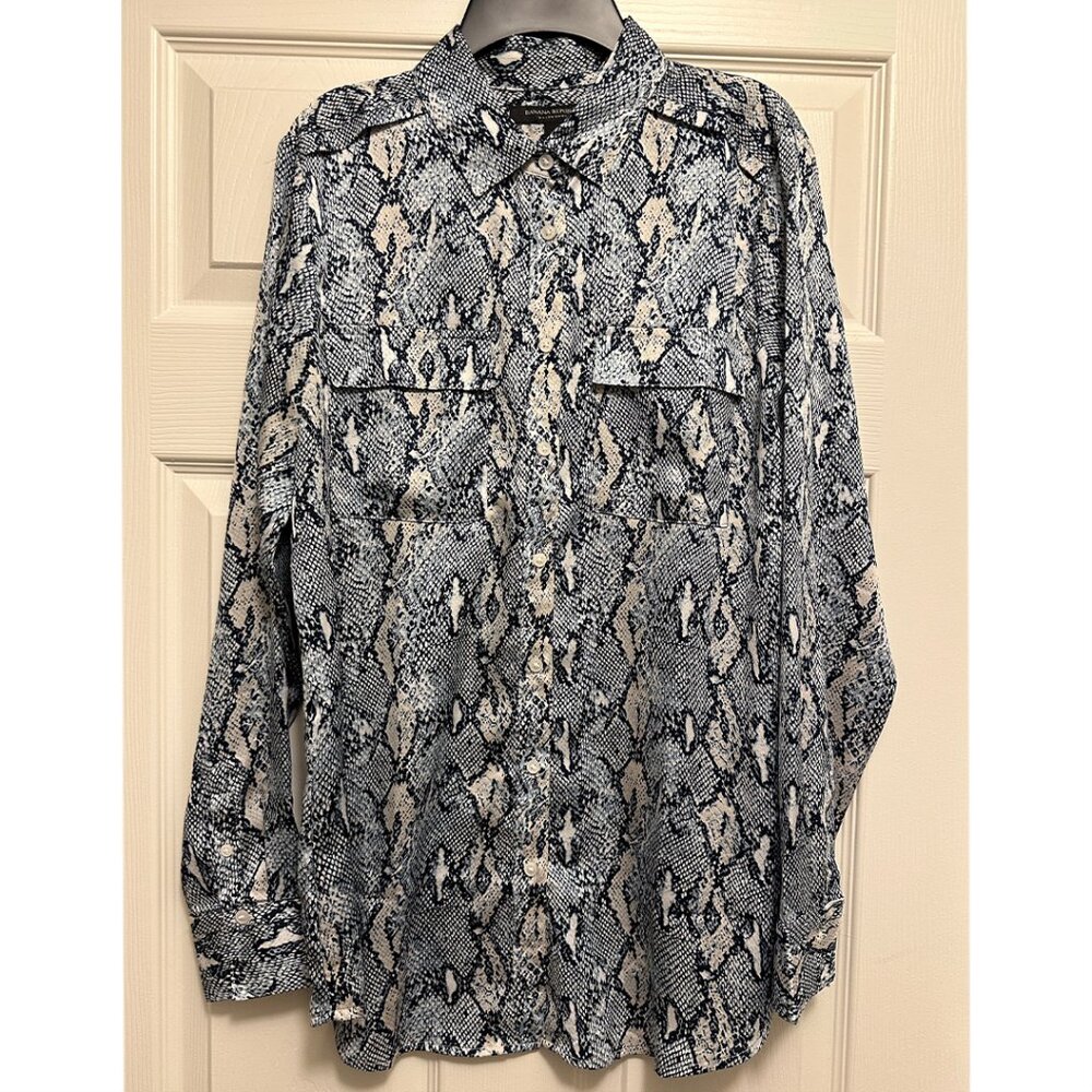 Banana Republic Women's Dillon Classic Fit Shirt, Size Medium, Snakeskin Pattern